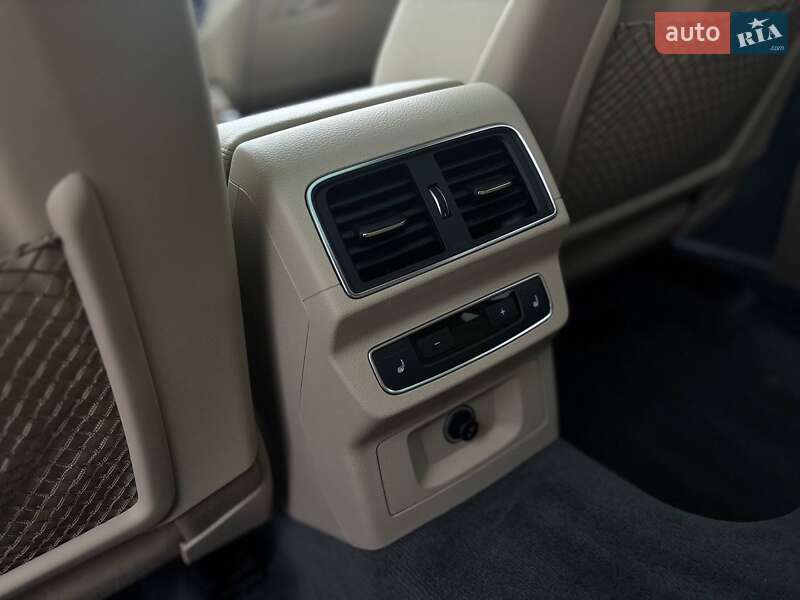 Позашляховик / Кросовер Audi Q5 2017 в Стрию фото 44 Позашляховик / Кросовер Audi Q5 2017 в Стрию