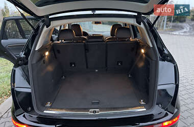 Позашляховик / Кросовер Audi Q5 2016 в Луцьку