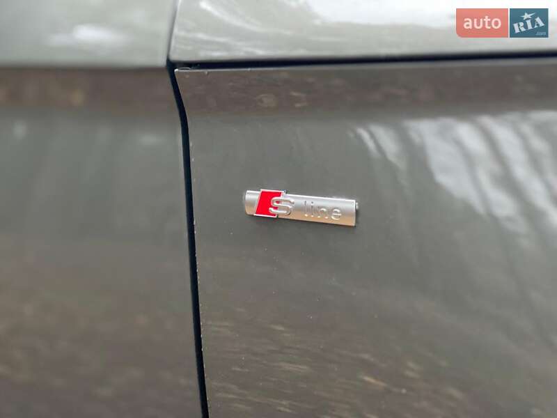 Внедорожник / Кроссовер Audi Q5 2022 в Киеве