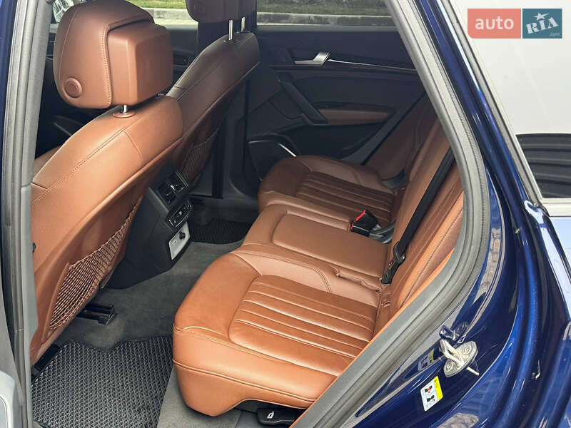 Внедорожник / Кроссовер Audi Q5 2020 в Тернополе