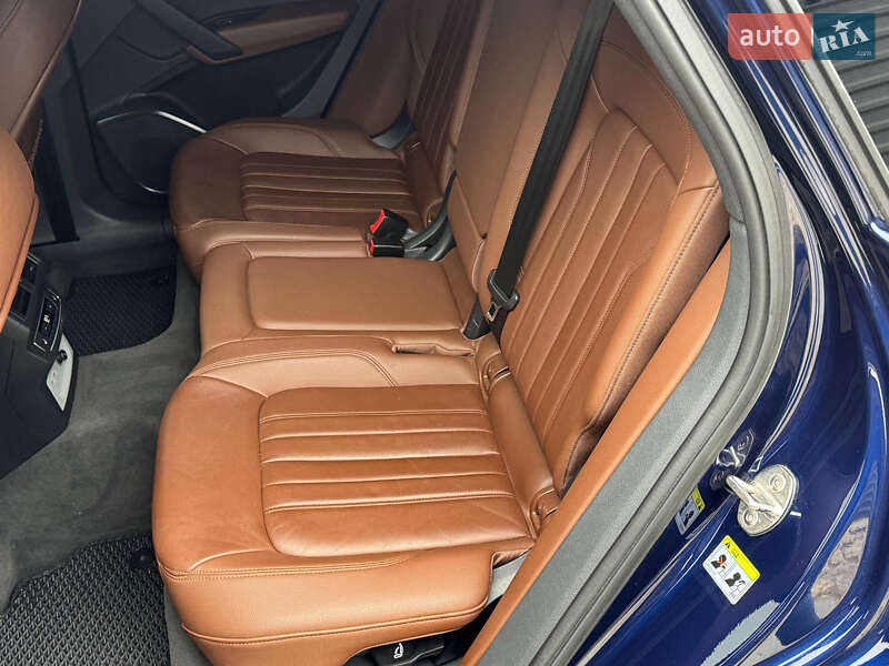 Внедорожник / Кроссовер Audi Q5 2020 в Тернополе