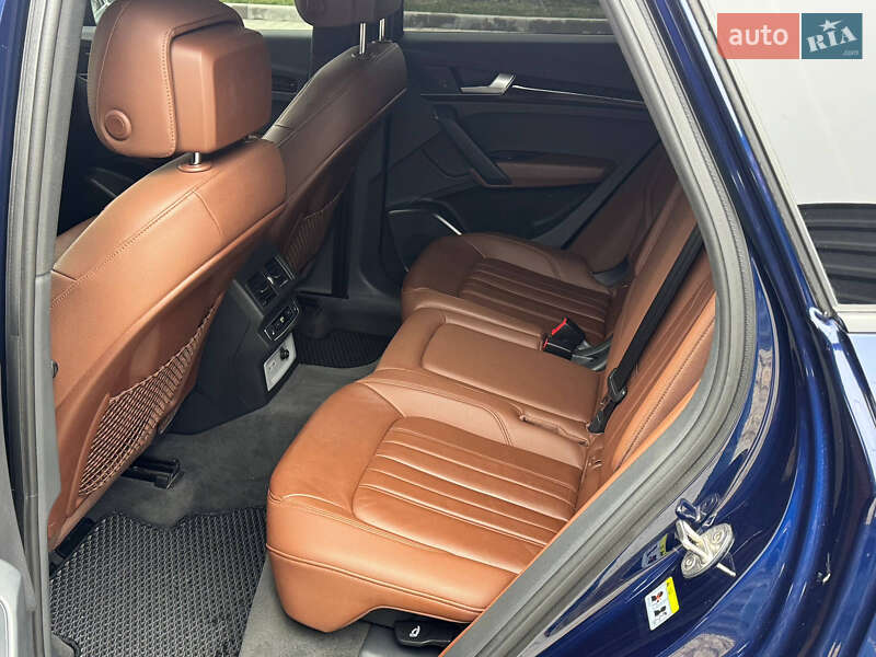 Внедорожник / Кроссовер Audi Q5 2020 в Тернополе