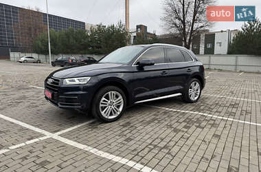 Внедорожник / Кроссовер Audi Q5 2018 в Луцке