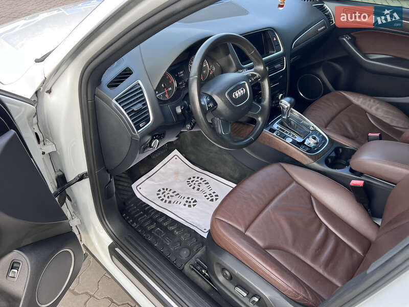 Позашляховик / Кросовер Audi Q5 2014 в Нововолинську фото 16 Позашляховик / Кросовер Audi Q5 2014 в Нововолинську