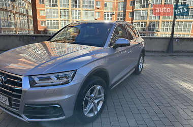 Внедорожник / Кроссовер Audi Q5 2019 в Черновцах