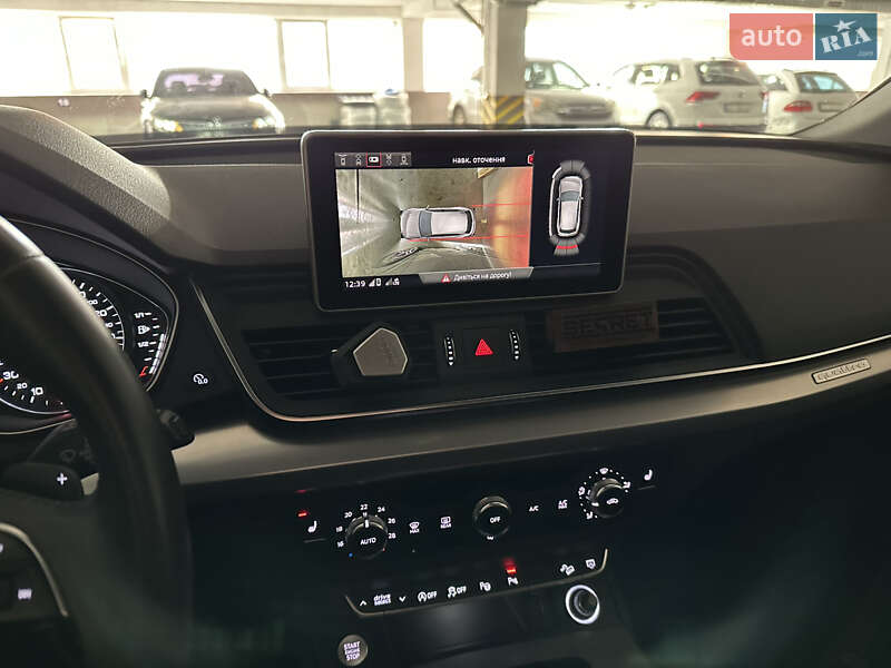 Позашляховик / Кросовер Audi Q5 2019 в Чернівцях