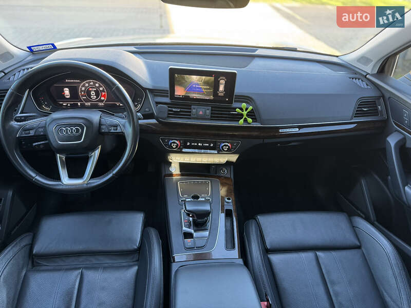 Позашляховик / Кросовер Audi Q5 2018 в Стрию