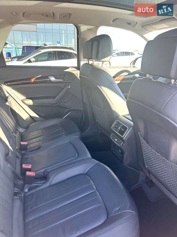 Внедорожник / Кроссовер Audi Q5 2019 в Львове