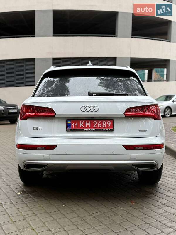 Позашляховик / Кросовер Audi Q5 2019 в Броварах фото 9 Позашляховик / Кросовер Audi Q5 2019 в Броварах