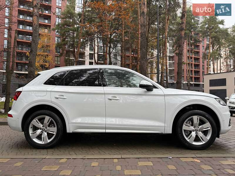 Позашляховик / Кросовер Audi Q5 2019 в Броварах фото 13 Позашляховик / Кросовер Audi Q5 2019 в Броварах