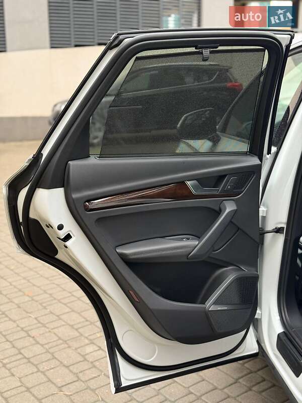 Позашляховик / Кросовер Audi Q5 2019 в Броварах фото 21 Позашляховик / Кросовер Audi Q5 2019 в Броварах
