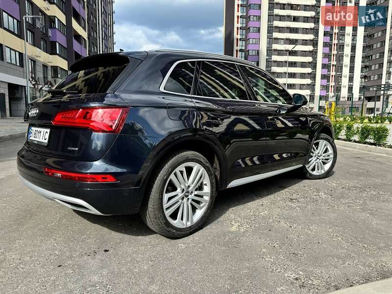 Внедорожник / Кроссовер Audi Q5 2018 в Львове фото 3 Внедорожник / Кроссовер Audi Q5 2018 в Львове