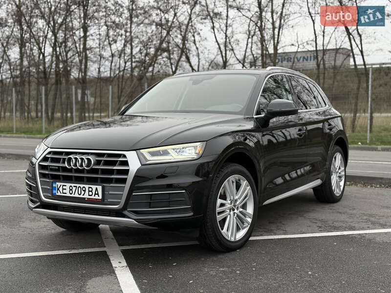 Позашляховик / Кросовер Audi Q5 2018 в Дніпрі