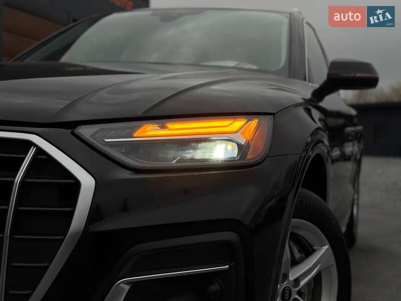 Позашляховик / Кросовер Audi Q5 2020 в Рівному