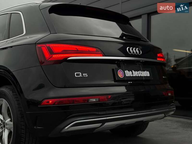 Позашляховик / Кросовер Audi Q5 2020 в Рівному