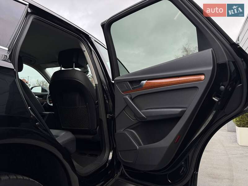 Позашляховик / Кросовер Audi Q5 2020 в Рівному