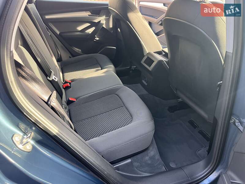 Позашляховик / Кросовер Audi Q5 2018 в Луцьку