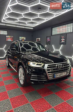 Внедорожник / Кроссовер Audi Q5 2018 в Одессе
