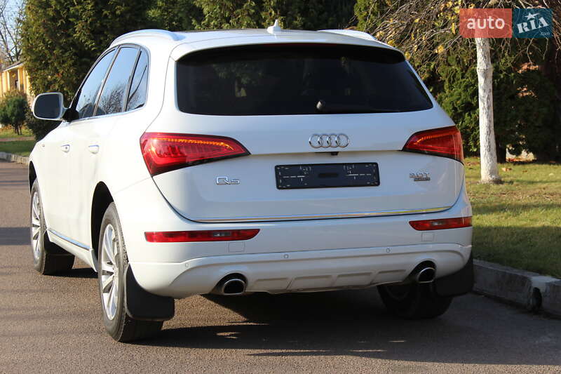 Внедорожник / Кроссовер Audi Q5 2015 в Ровно