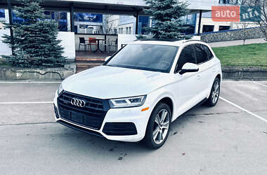 Позашляховик / Кросовер Audi Q5 2018 в Києві