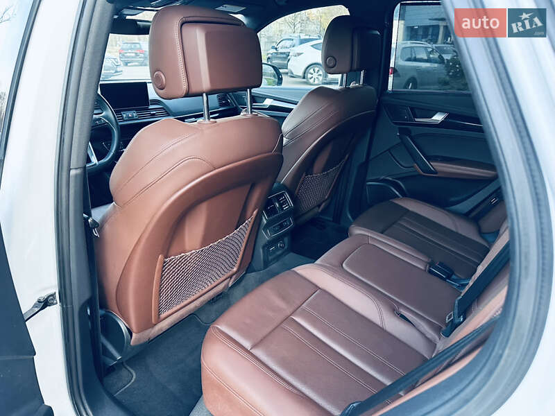 Внедорожник / Кроссовер Audi Q5 2018 в Киеве