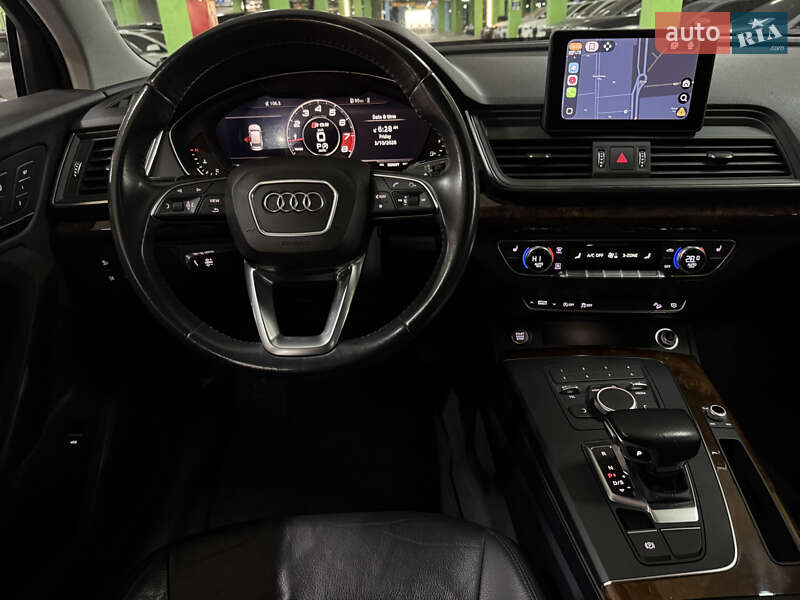 Позашляховик / Кросовер Audi Q5 2017 в Києві