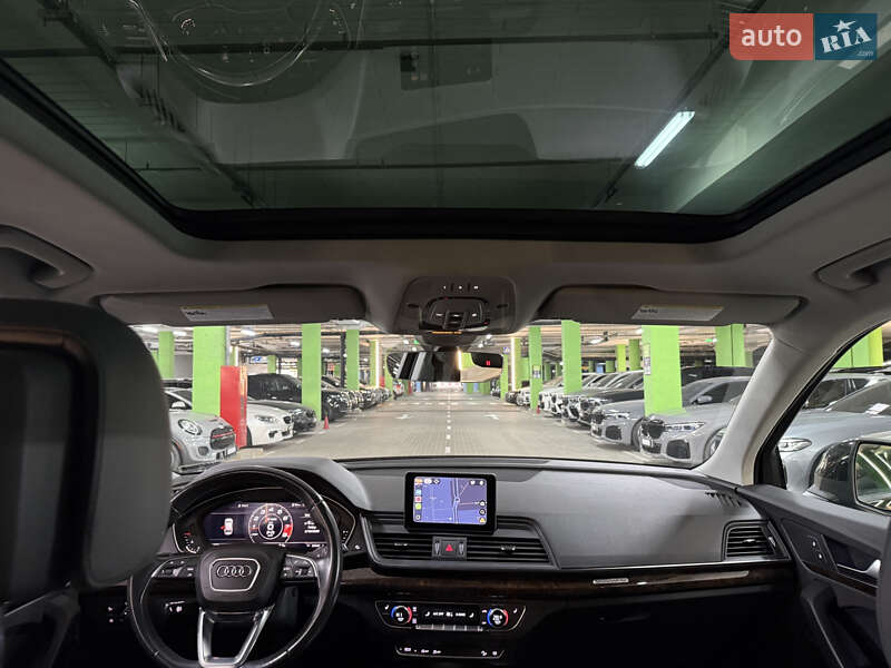 Позашляховик / Кросовер Audi Q5 2017 в Києві