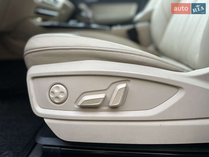 Позашляховик / Кросовер Audi Q5 2018 в Києві