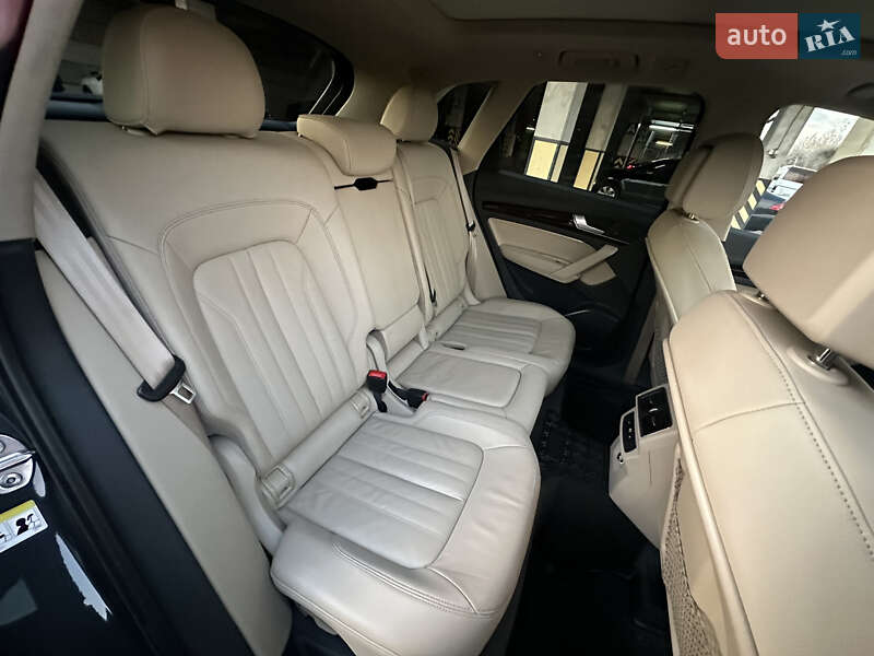 Позашляховик / Кросовер Audi Q5 2018 в Києві