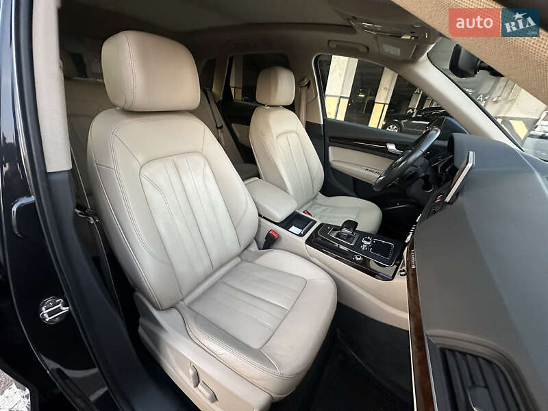 Позашляховик / Кросовер Audi Q5 2018 в Києві