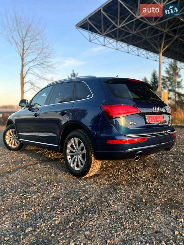 Внедорожник / Кроссовер Audi Q5 2015 в Самборе