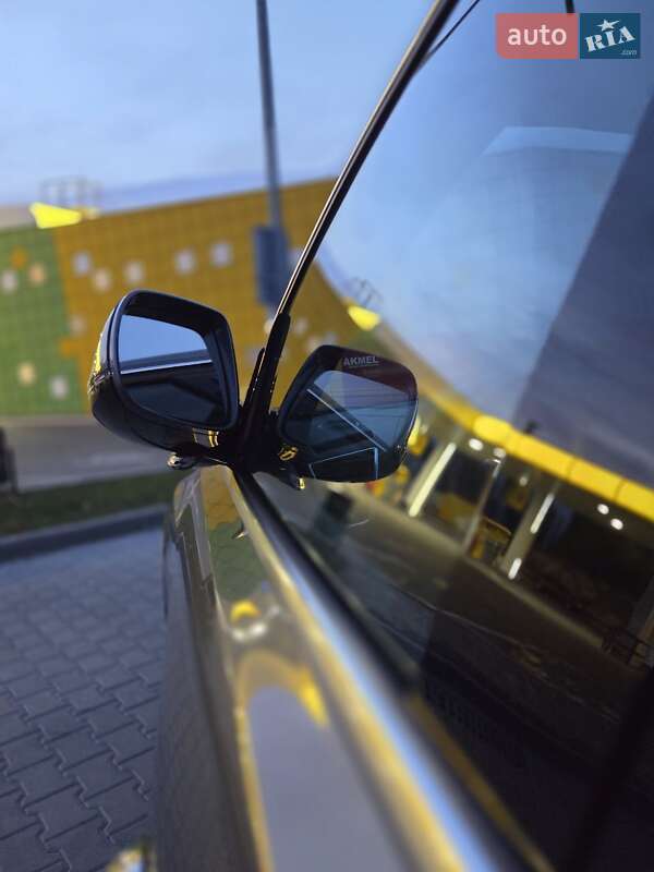 Позашляховик / Кросовер Audi Q5 2015 в Вишневому фото 13 Позашляховик / Кросовер Audi Q5 2015 в Вишневому