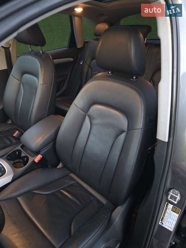 Позашляховик / Кросовер Audi Q5 2015 в Вишневому фото 17 Позашляховик / Кросовер Audi Q5 2015 в Вишневому