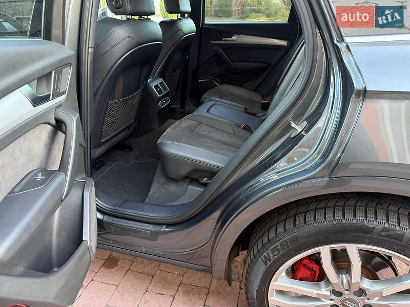 Позашляховик / Кросовер Audi Q5 2016 в Стрию фото 77 Позашляховик / Кросовер Audi Q5 2016 в Стрию