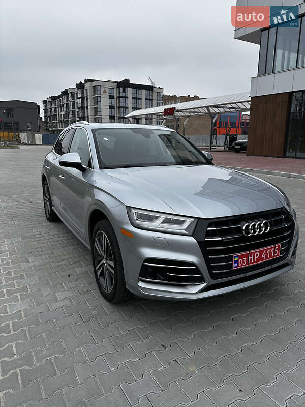 Внедорожник / Кроссовер Audi Q5 2020 в Ровно фото 2 Внедорожник / Кроссовер Audi Q5 2020 в Ровно
