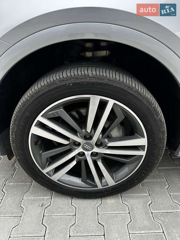 Внедорожник / Кроссовер Audi Q5 2020 в Ровно фото 7 Внедорожник / Кроссовер Audi Q5 2020 в Ровно