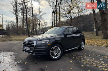 Позашляховик / Кросовер Audi Q5 2018 в Києві