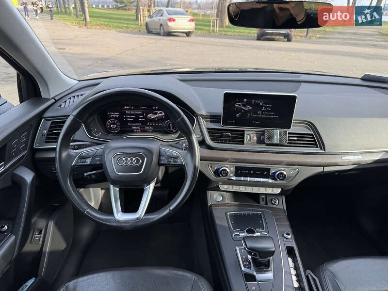 Внедорожник / Кроссовер Audi Q5 2018 в Киеве