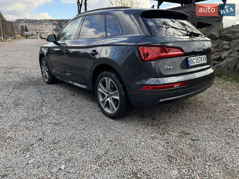 Позашляховик / Кросовер Audi Q5 2018 в Львові фото 21 Позашляховик / Кросовер Audi Q5 2018 в Львові