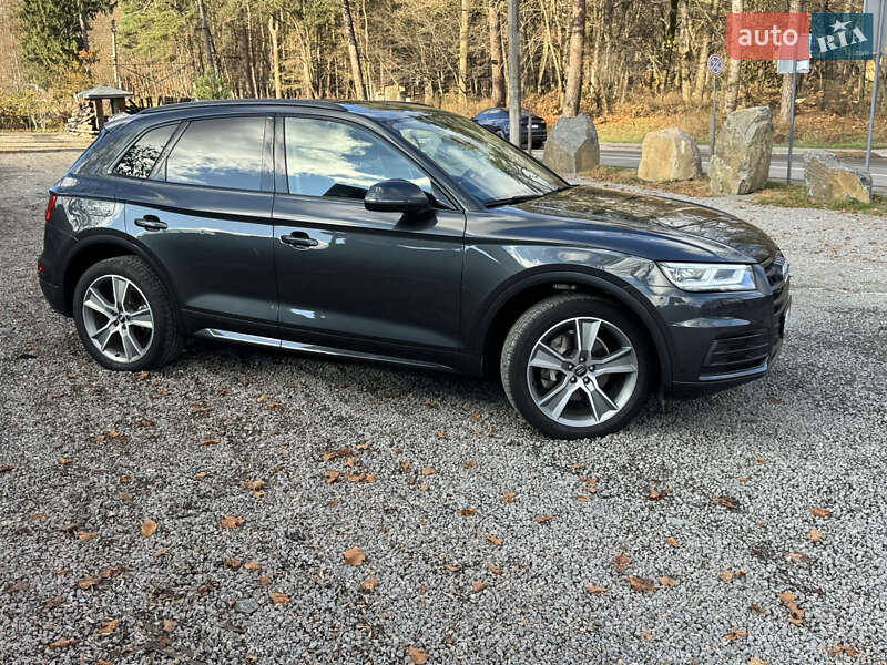 Позашляховик / Кросовер Audi Q5 2018 в Львові фото 31 Позашляховик / Кросовер Audi Q5 2018 в Львові