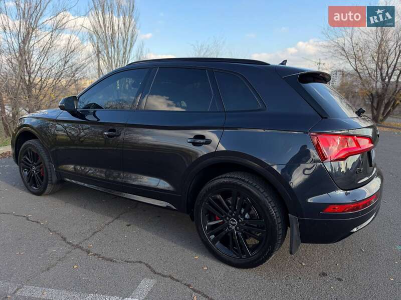Позашляховик / Кросовер Audi Q5 2018 в Кривому Розі фото 21 Позашляховик / Кросовер Audi Q5 2018 в Кривому Розі