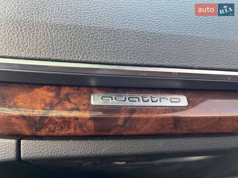 Позашляховик / Кросовер Audi Q5 2017 в Львові