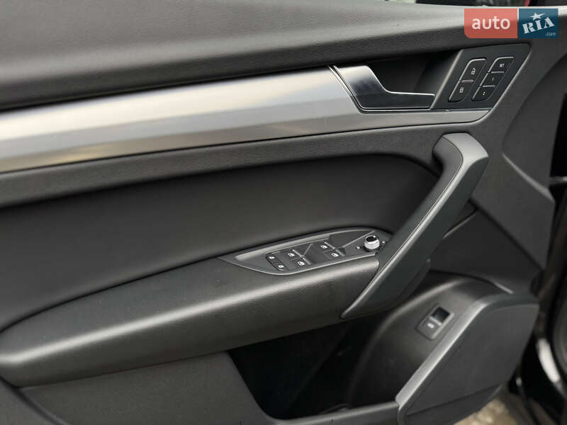 Позашляховик / Кросовер Audi Q5 2024 в Луцьку