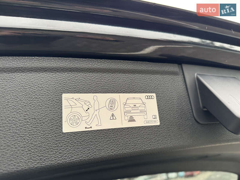 Позашляховик / Кросовер Audi Q5 2024 в Луцьку
