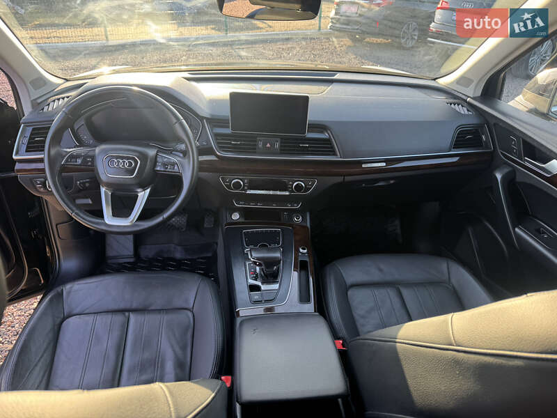 Внедорожник / Кроссовер Audi Q5 2018 в Луцке