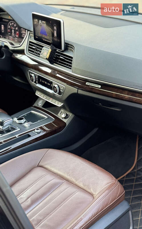 Позашляховик / Кросовер Audi Q5 2018 в Одесі