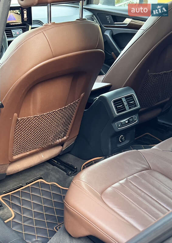 Позашляховик / Кросовер Audi Q5 2018 в Одесі