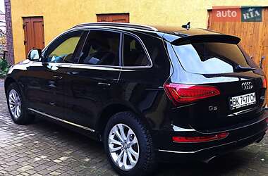 Позашляховик / Кросовер Audi Q5 2012 в Радивиліві