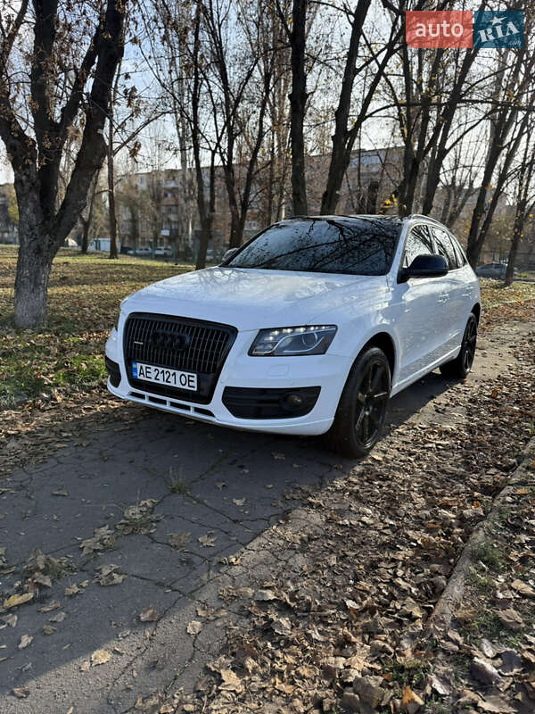 Внедорожник / Кроссовер Audi Q5 2012 в Кривом Роге
