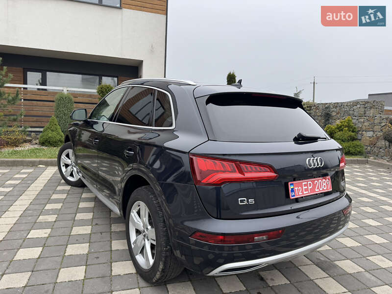 Позашляховик / Кросовер Audi Q5 2018 в Стрию